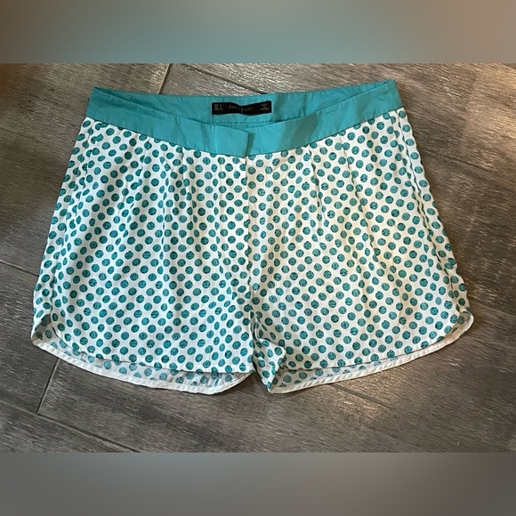 Zara Pants - 969. NWT- Zara Green and White Shorts